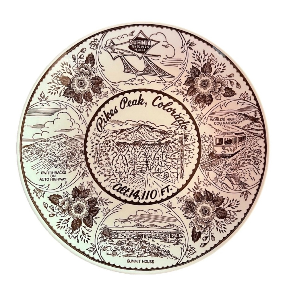 Pikes Peak Colorado 10” Vintage  Commemorative Collectors Plate Made In USA
